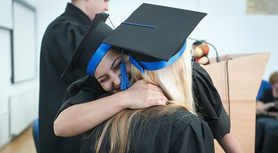 discussione tesi di laurea come iniziare